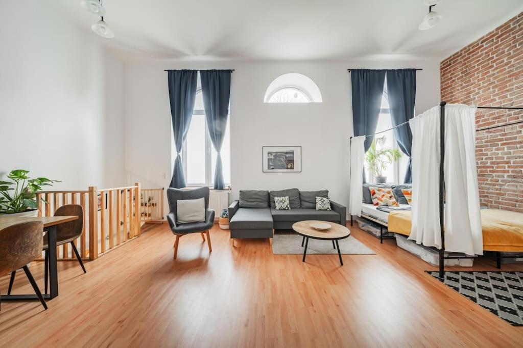 117 M² Near Nussdorferstrasse Apartament