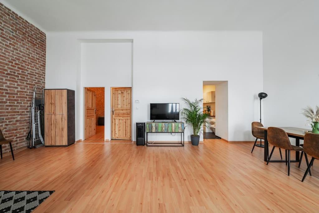 117 M² Near Nussdorferstrasse Apartament *